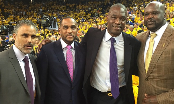 内线更有安 内线更有安