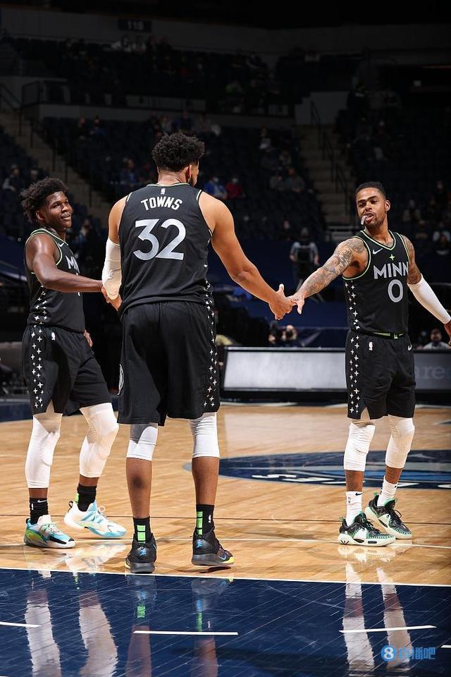 施罗德凭借 施罗德凭借