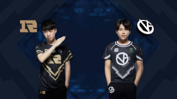 在当今的足 在当今的足