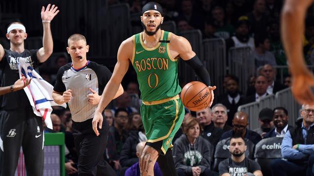 尔维亚狭路 尔维亚狭路