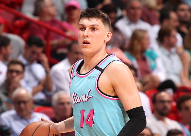 允许在严格 允许在严格